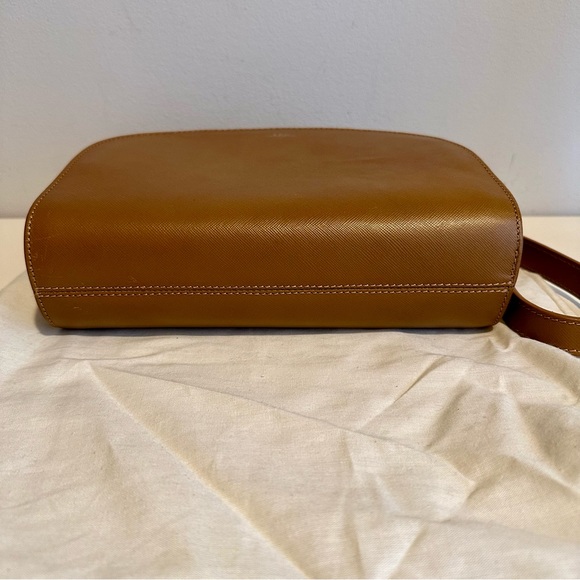 A.P.C. Sac Demi-Lune Saffiano Leather Crossbody Bag - Picture 5 of 8